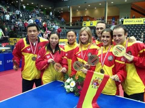 El equipo nacional, segundo en el medallero tras Alemania. (Foto: RFETM)