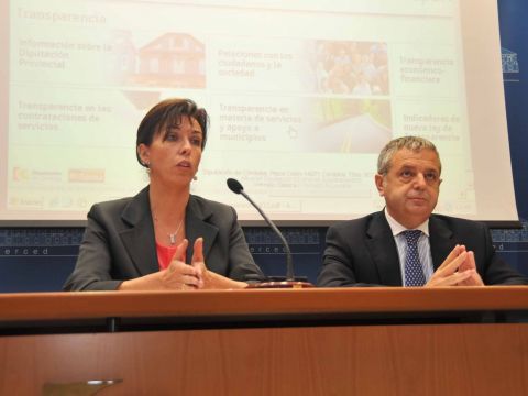 Ceballos y Fuentes presentando el informe. (Foto: Cedida)